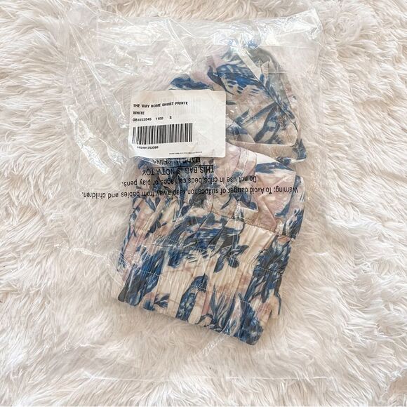 Free People White and Blue Tropical Floral the Way Home Running Short SZ S BNWT - Picture 6 of 13